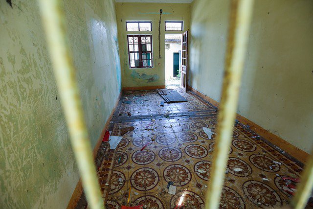 Hình ảnh xót xa tại các trụ sở, trường học tiền tỉ bị bỏ hoang ở Hà Tĩnh - 4