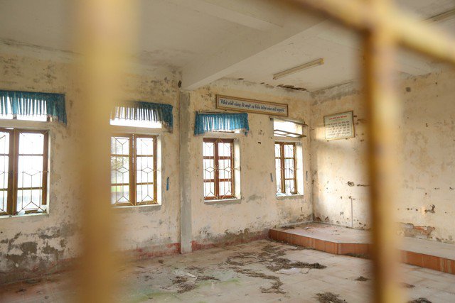 Hình ảnh xót xa tại các trụ sở, trường học tiền tỉ bị bỏ hoang ở Hà Tĩnh - 27