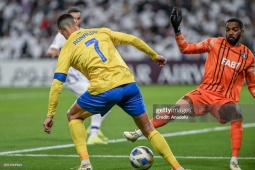 Ronaldo nguy cơ hụt hơi tuổi 39: 2 trận "tịt ngòi", Al Nassr khốn khổ