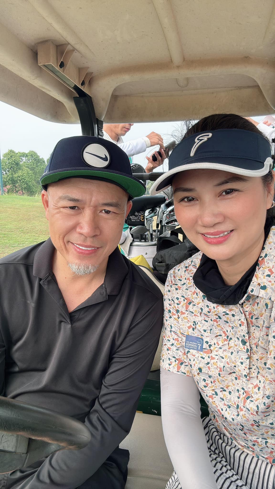 Kim Huệ kết thân với bộ môn golf sau khi giải nghệ.
