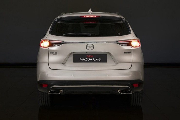Ngắm Mazda CX-8 giá từ 949 triệu đồng: Xe dành cho gia đình đông người - 4