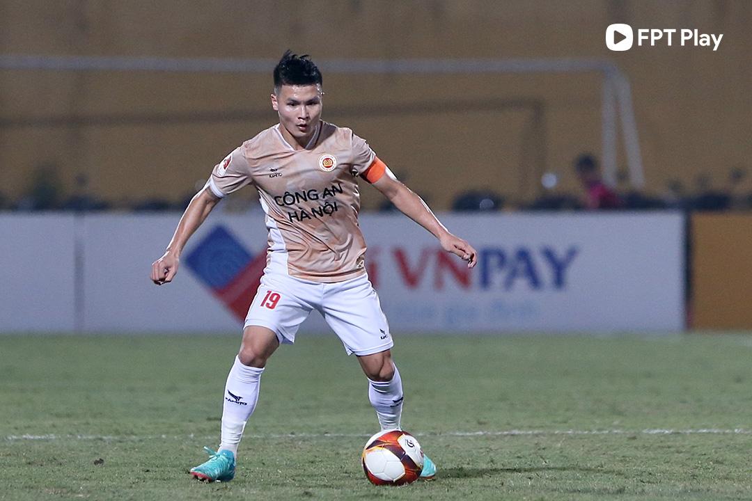 Quang Hải đang thể hiện phong độ cao. (Ảnh: FPT Play)