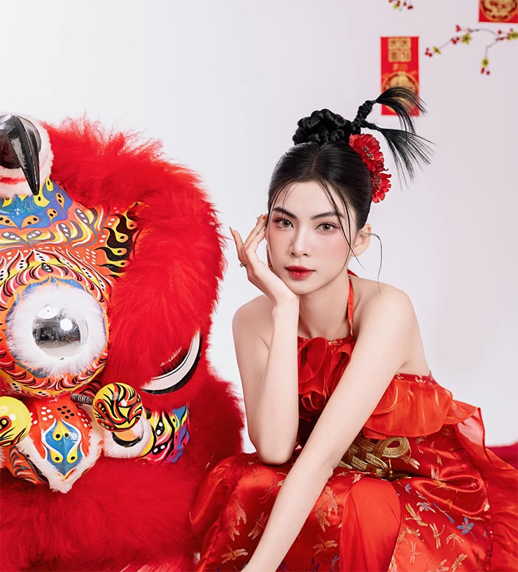 Hiện tại, cô nàng cho biết bản thân vẫn mong muốn tiếp tục được học tập và phát triển tài năng nhiều hơn để trang bị hành trang thật chắc chắn cho tương lai.