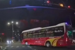 Tin tức trong ngày - Từ clip dân cung cấp, CSGT Đắk Lắk xử phạt nhiều tài xế vi phạm