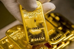 Kinh doanh - Giá vàng hôm nay 10/3: Cả thế giới đổ xô đi mua, giá vàng tăng dựng đứng
