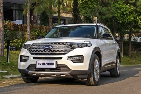 Ford giảm giá gần 500 triệu đồng cho dòng xe Explorer tại Việt Nam