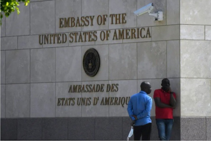 Đại sứ quán Mỹ tại Haiti. Bạo lực Haiti buộc Mỹ phải sơ tán nhân viên sứ quán. Ảnh: AL JAZEERA