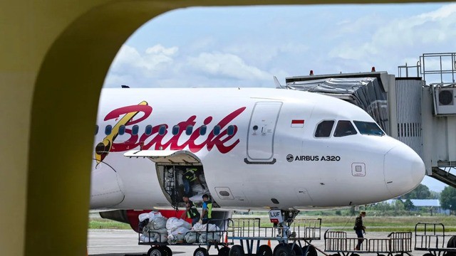 Một chiếc máy bay chở khách của Batik Air tại sân bay Quốc tế Sultan Iskandar Muda ở Indonesia vào năm 2022. Ảnh: Chaideer Mahyuddin