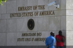 Thế giới - Bạo lực Haiti leo thang, Mỹ mở chiến dịch không vận sơ tán nhân viên sứ quán