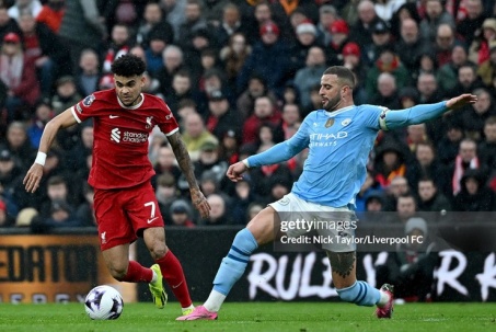 Video bóng đá Liverpool - Man City: Hiệp hai áp đảo, tiếc nuối Diaz (Ngoại hạng Anh)