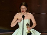 Phim - Oscar 2024: Oppenheimer 7 giải, Emma Stone nhận tượng vàng với vai diễn gợi cảm