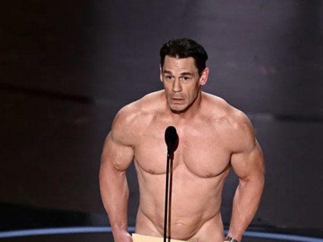 Điều tiếc nuối ở Oscar 2024 ngoài màn khỏa thân gây sốc của John Cena