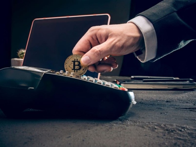 Kinh doanh - Giá bitcoin cao nhất mọi thời đại, nhiều người lên mạng khoe lãi