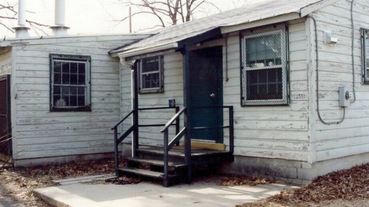Ngôi nhà ở Fort Meade (tiểu bang Maryland, Mỹ) nơi các nhà ngoại cảm tập trung để theo dõi tòa đại sứ Mỹ ở Iran trong cuộc khủng hoảng con tin.