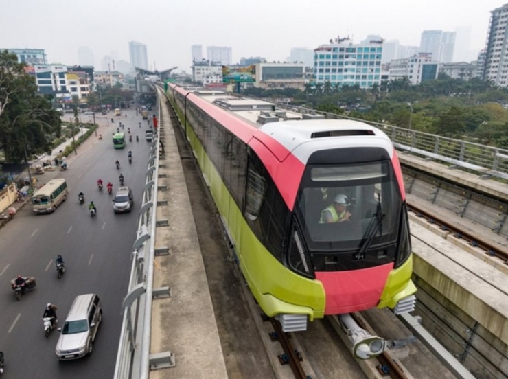 Theo dự kiến, đoạn trên cao tuyến Nhổn-Ga Hà Nội sẽ hoàn thành công tác vận hành chạy thử vào cuối tháng 4/2024.
