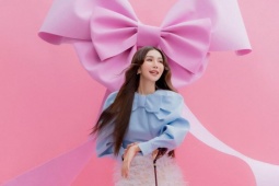 Thời trang - MC bộ môn "nhà giàu" đẹp hơn nhờ ngày càng yêu thương chính mình