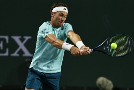 Indian Wells ngày 6: Rune - Ruud đi tiếp, Sabalenka hạ Raducanu