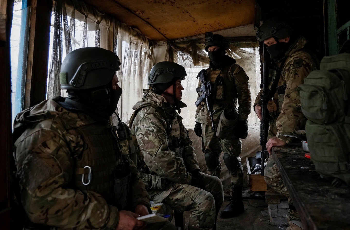 Các thành viên của Quân đoàn Tự do Nga hoạt động ở khu vực biên giới Ukraine – Nga (ảnh: Reuters)