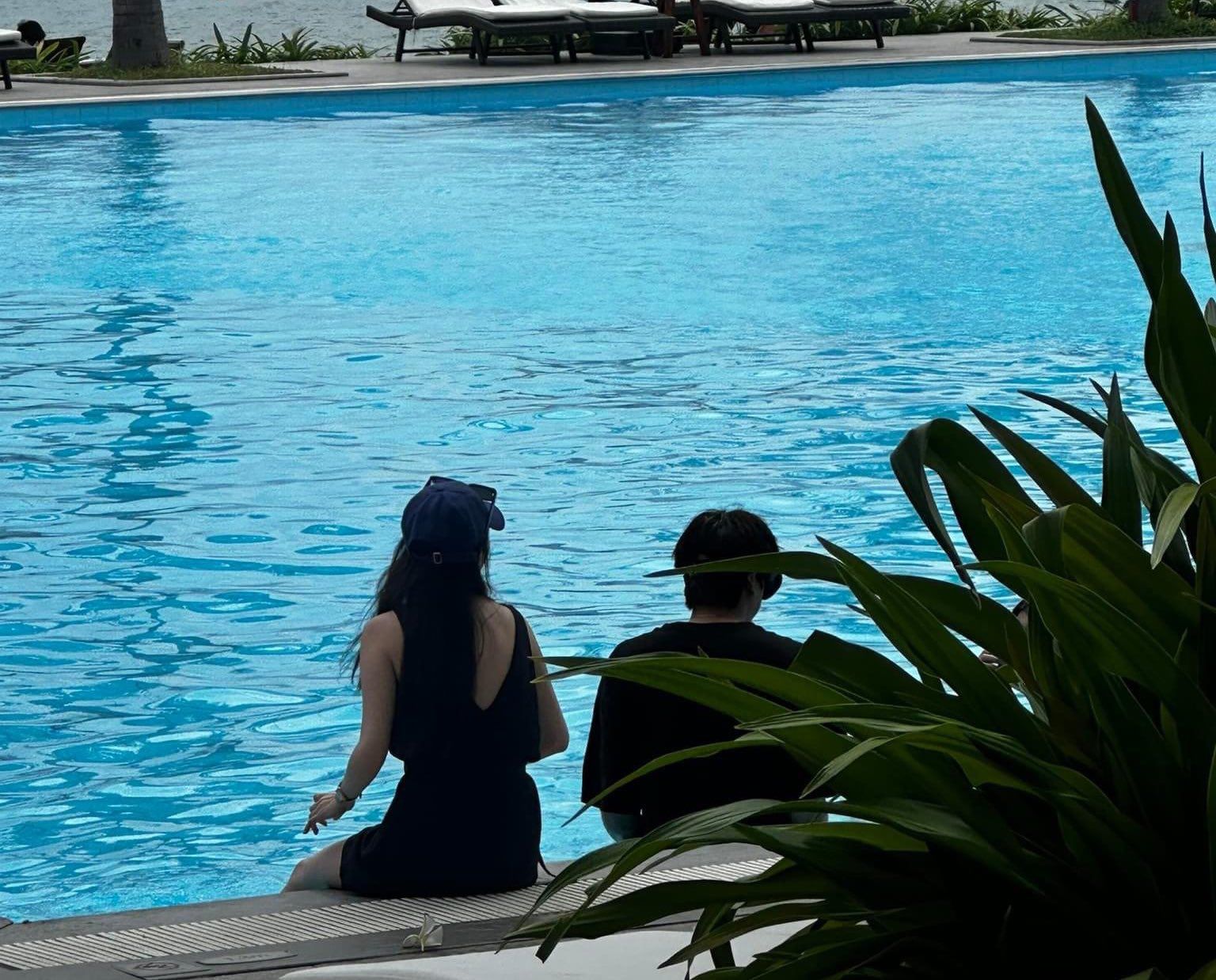 Dàn sao "Cô đi mà lấy chồng tôi" du lịch Việt Nam, nhan sắc của Park Min Young gây sốt - 1