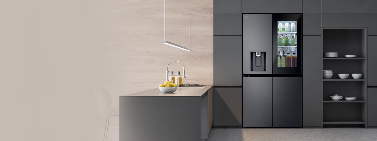 Thiết kế độc đáo của LG InstaView gợi nhắc đến những chiếc tủ rượu đắt tiền, thổi sức sống mới cho căn bếp.