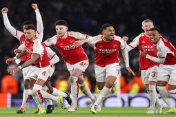 Bóng đá - Arsenal thắng luân lưu: "Người hùng" Raya vẫn tiếc, HLV Arteta xúc động