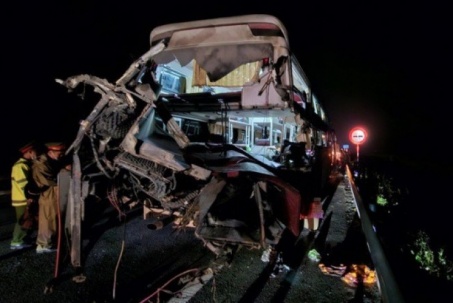 Khởi tố vụ án vụ tai nạn làm 2 vợ chồng trẻ tử vong ở cao tốc Cam Lộ - La Sơn