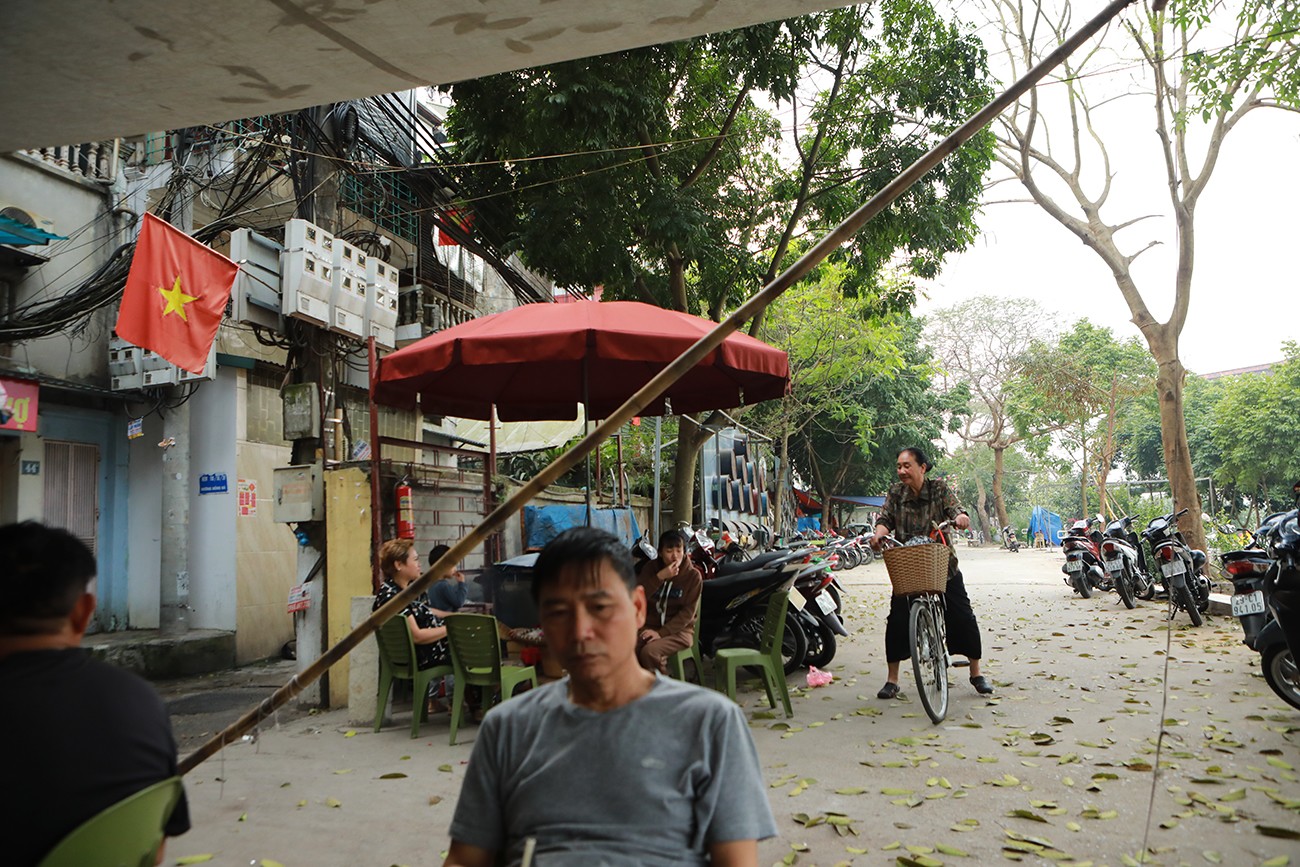 Lạ lùng "Ngõ không sợ vợ" giữa lòng Hà Nội - 2