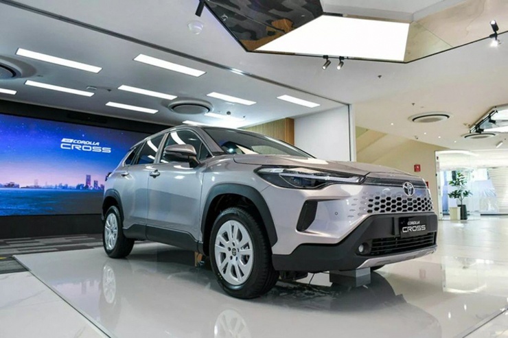 Toyota Corolla Cross 2024 đã cập cảng Việt Nam, từ 860 triệu đồng? - 12