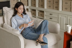 Thời trang - 4 item denim giúp bạn “trở lại tuổi thanh xuân”