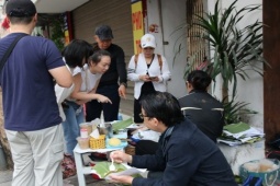 Thị trường - Tiêu dùng - Chỉ từ 10.000 đồng/gói, món quà sáng "ngon, bổ, rẻ" giúp hàng trăm hộ gia đình làm giàu