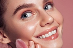 Làm đẹp - Nuôi dưỡng làn da bóng, mọng với lotion lô hội