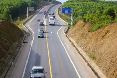 Làm rõ trách nhiệm của Cục Đường bộ Việt Nam sau loạt tai nạn trên cao tốc Cam Lộ-La Sơn