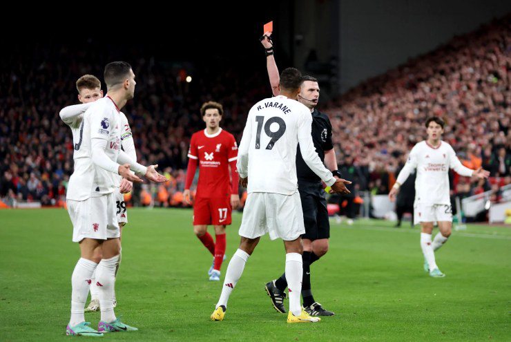 Derby nước Anh giữa MU và Liverpool luôn diễn ra căng thẳng, quyết liệt