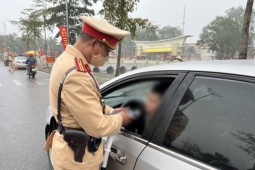 Bộ Giao thông vận tải nói gì về đề nghị không tước bằng lái xe của người vi phạm?