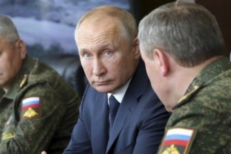 Tổng thống Nga Putin ra lệnh thay thế lính nghĩa vụ ở biên giới bằng lực lượng đặc nhiệm