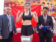 Thể thao - Linh Chi thắng võ sĩ Trung Quốc, Đinh Hồng Quân suýt knock-out cao thủ boxing Nhật Bản