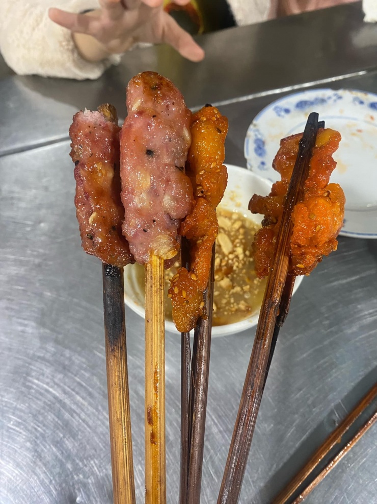 Mỗi món ăn đã góp phần tạo nên thương hiệu ẩm thực Huế.
