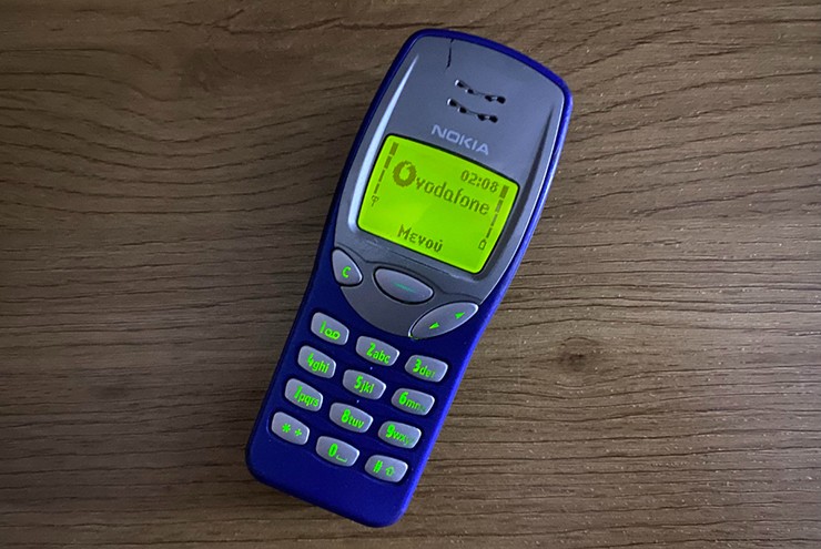 Nokia 3210 được ra mắt vào năm 1999.