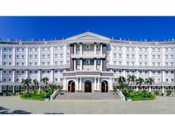 TP HCM: Một trường quốc tế bất ngờ cho cả ngàn học sinh nghỉ học