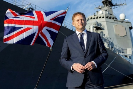 Bộ trưởng Quốc phòng và Tư lệnh quân đội Anh khuyên Ukraine về cách đối phó Nga