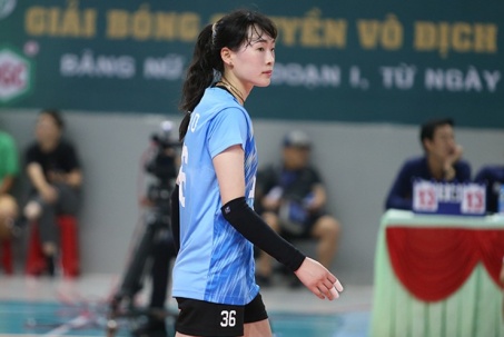 Hoa khôi bóng chuyền Cai Xiaoqing lăn xả ghi 31 điểm, CLB Thanh Hóa được thưởng nóng