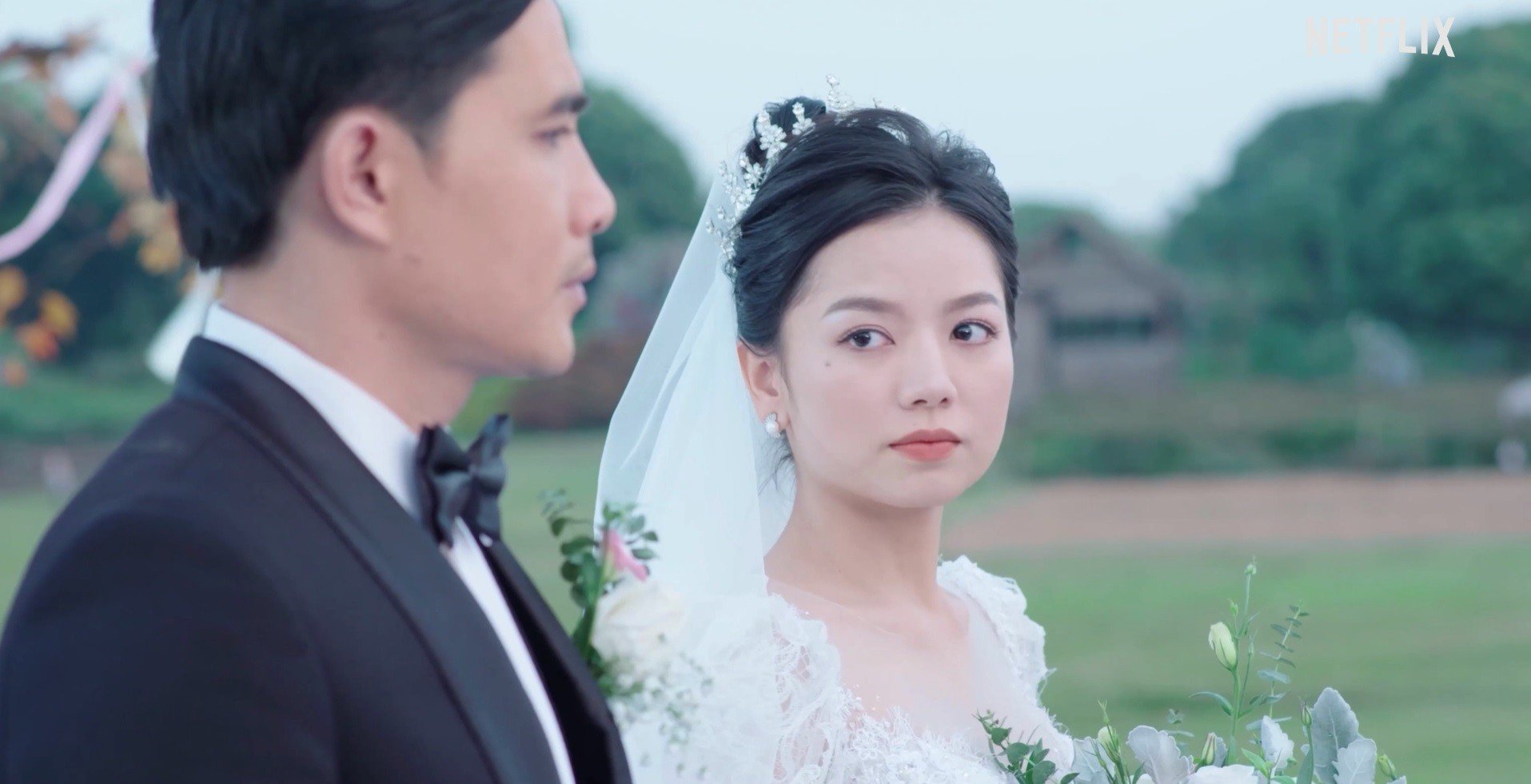 Chân dung các bà vợ "một 9 một 10" của diễn viên Quang Sự trên màn ảnh nhỏ - 19
