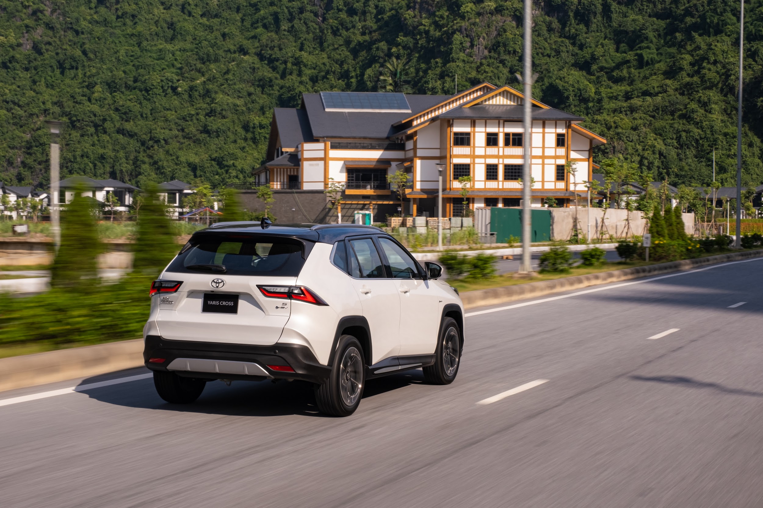 Yaris Cross được trang bị full tính năng an toàn thuộc gói an toàn chủ động TSS.