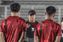 Indonesia vắng 4 SAO nhập tịch trước trận gặp ĐT Việt Nam, HLV Shin Tae Yong nói gì?