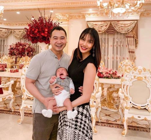 Gia đình siêu mẫu Lan Khuê