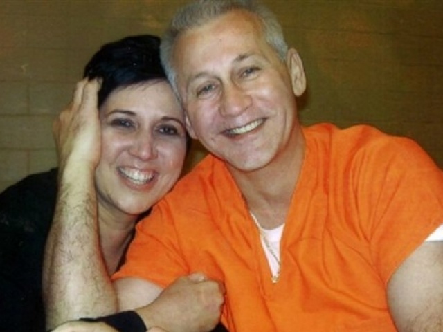 Thế giới - Hội chứng “Hybristophillia” khiến nhiều phụ nữ cuồng yêu kẻ giết người hàng loạt