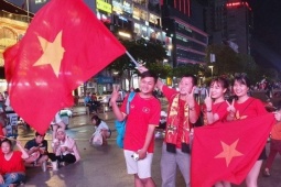 Tin tức trong ngày - Hạn chế xe trên đường Nguyễn Huệ để phục vụ CĐV xem trận Indonesia - Việt Nam