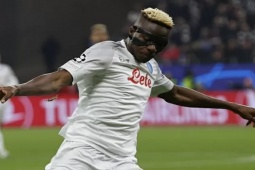 Bóng đá - Tin mới nhất bóng đá tối 21/3: MU được khuyên chiêu mộ Osimhen