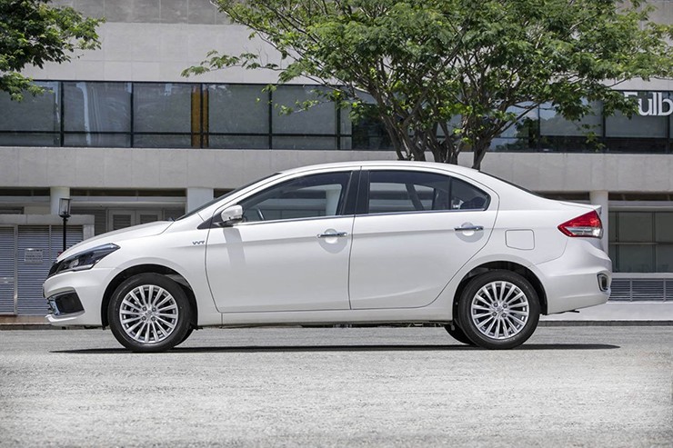 Giá xe Suzuki Ciaz tháng 3/2024, lăn bánh từ 591 triệu đồng - 7