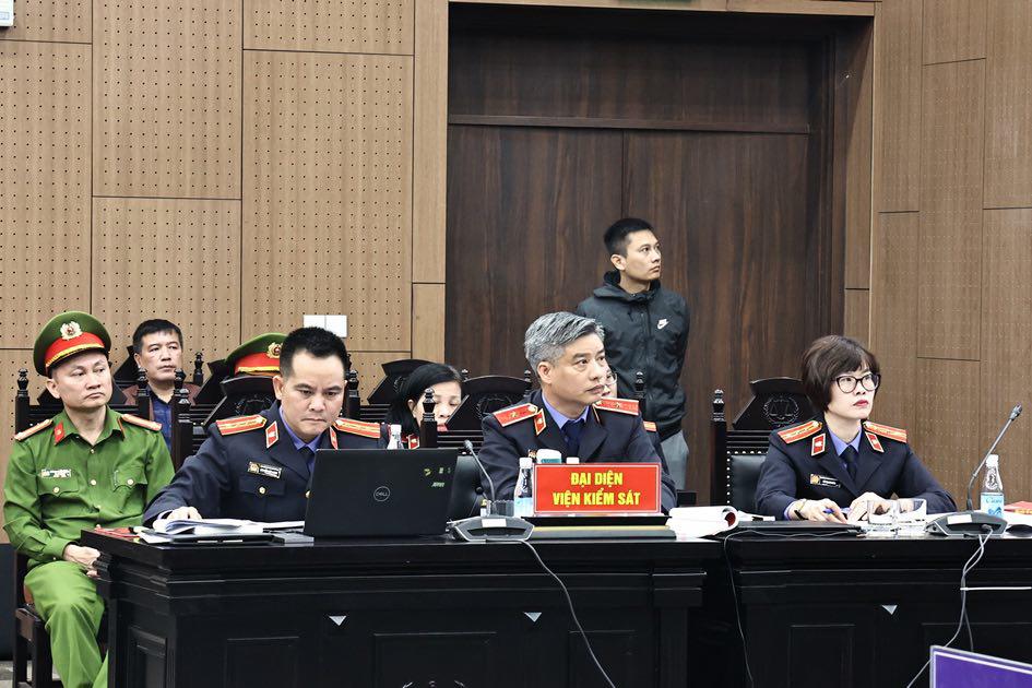 Đại diện VKSND TP Hà Nội tại phiên tòa